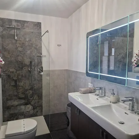 Castelli * Costermano