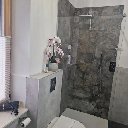 Castelli * Costermano