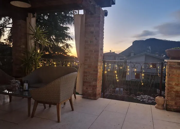 Apartment Castelli Costermano sul Garda