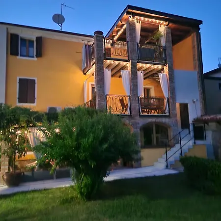 Castelli Apartament Costermano